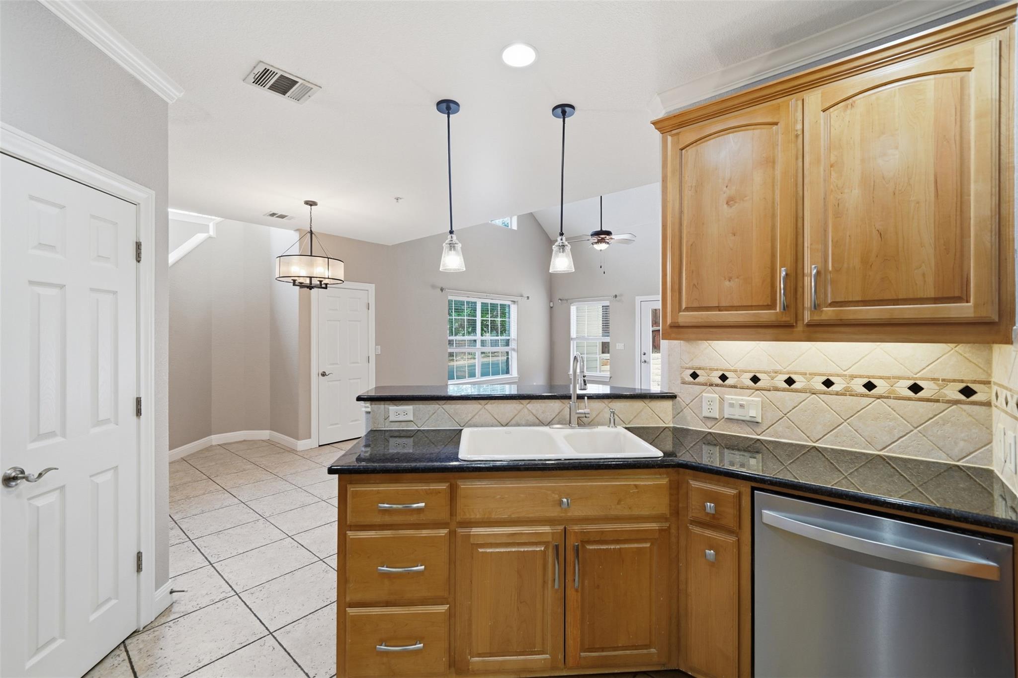 10300 Morado Cv #801 Property Photo 14