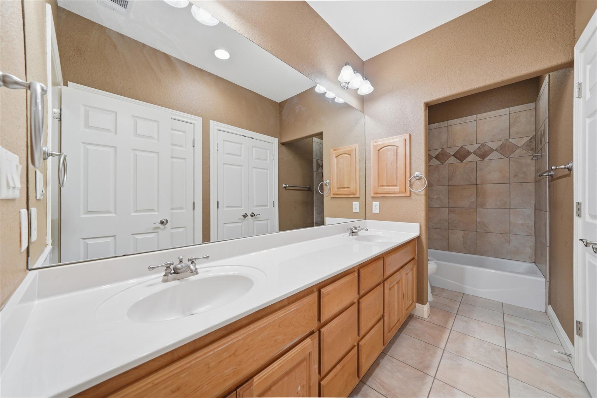 10300 Morado Cv #801 Property Photo 27