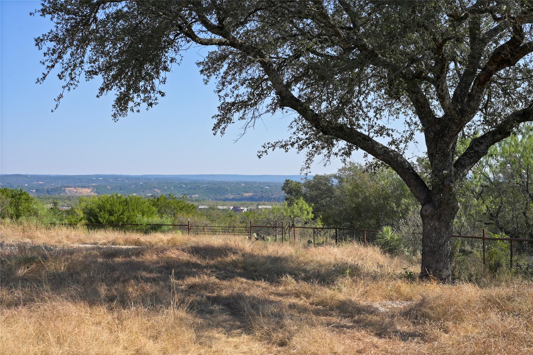 1033 Flying X Rd Property Photo 3