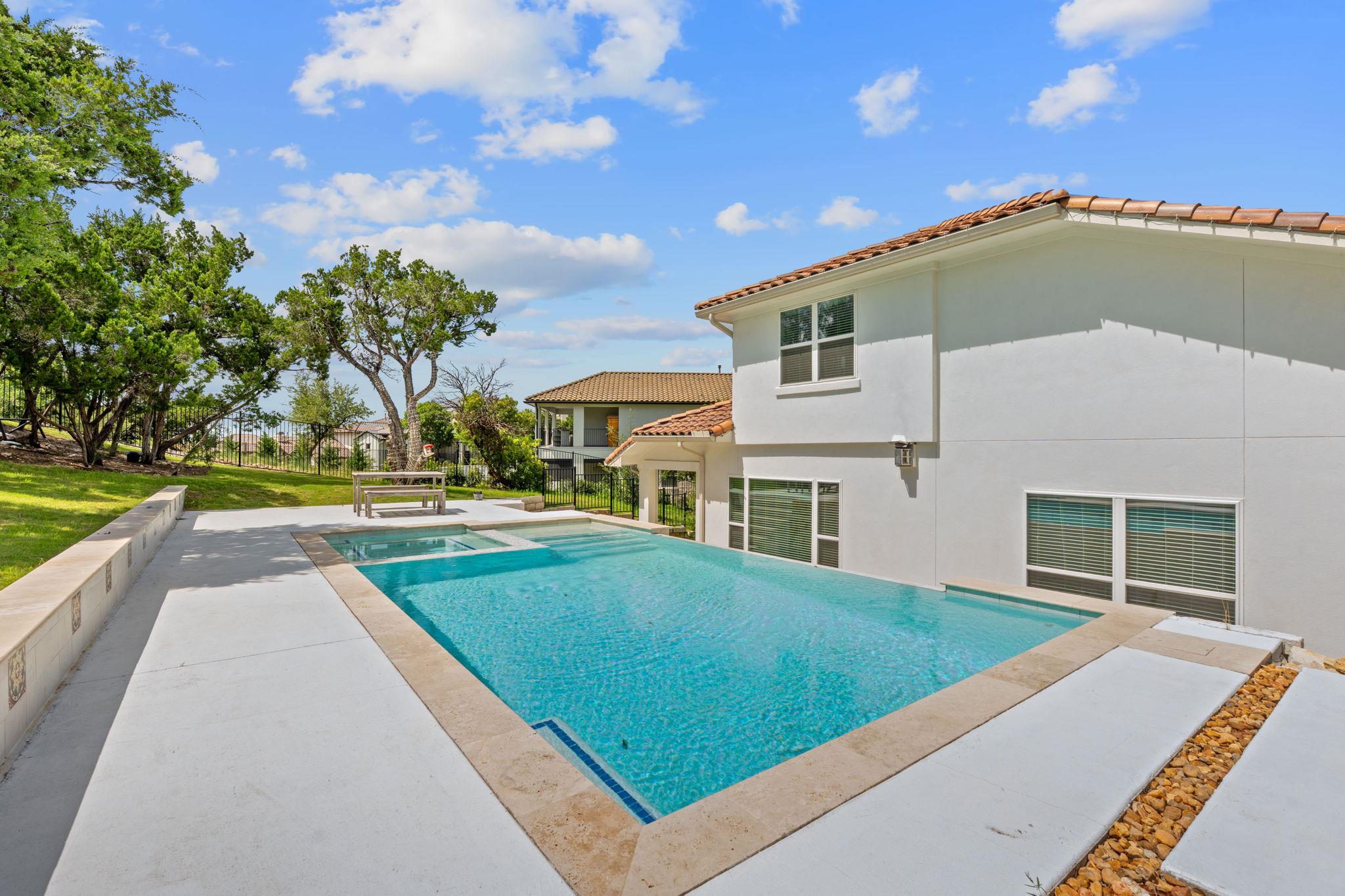 104 Majestic Arroyo Way Property Photo 1