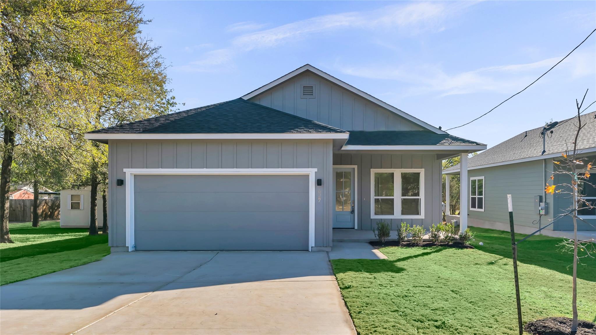 627 Birch Ln Property Photo 1