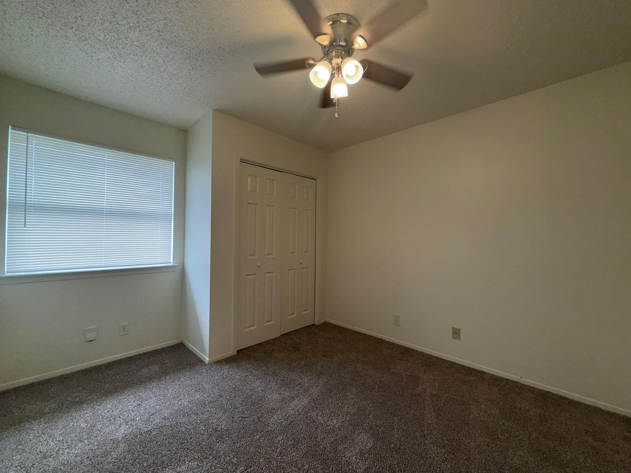 5501 Rose Hill Cir #c Property Photo 13