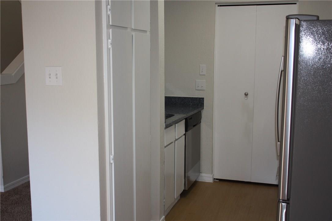 513 South Park Dr #103 Property Photo 9