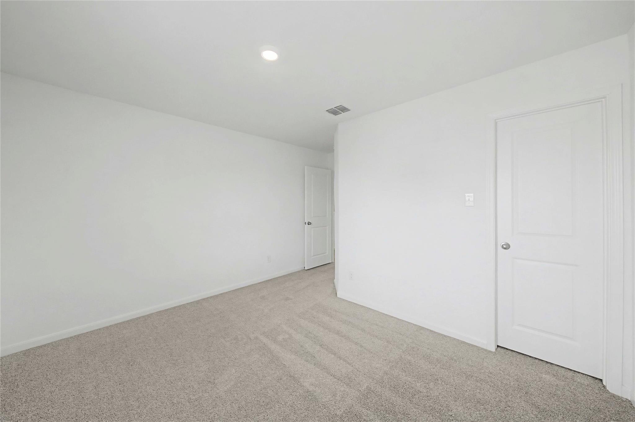 409 Silent Meadow Run Property Photo 9