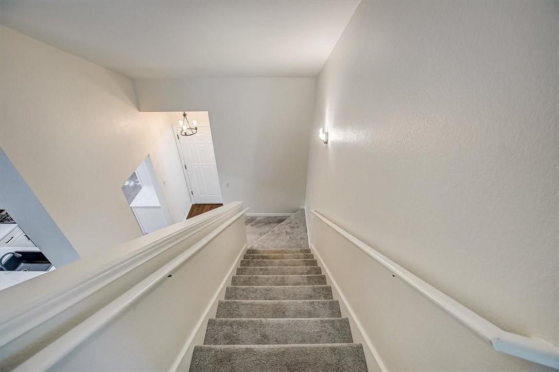 2016 Ravenscroft Dr Property Photo 18