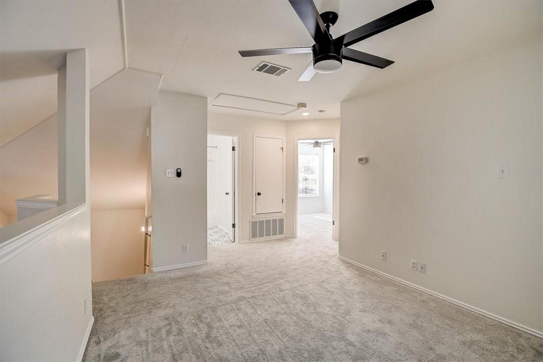 2016 Ravenscroft Dr Property Photo 24