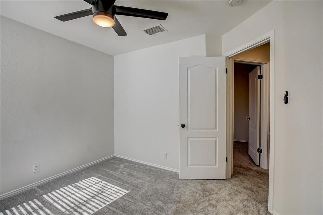 2016 Ravenscroft Dr Property Photo 34