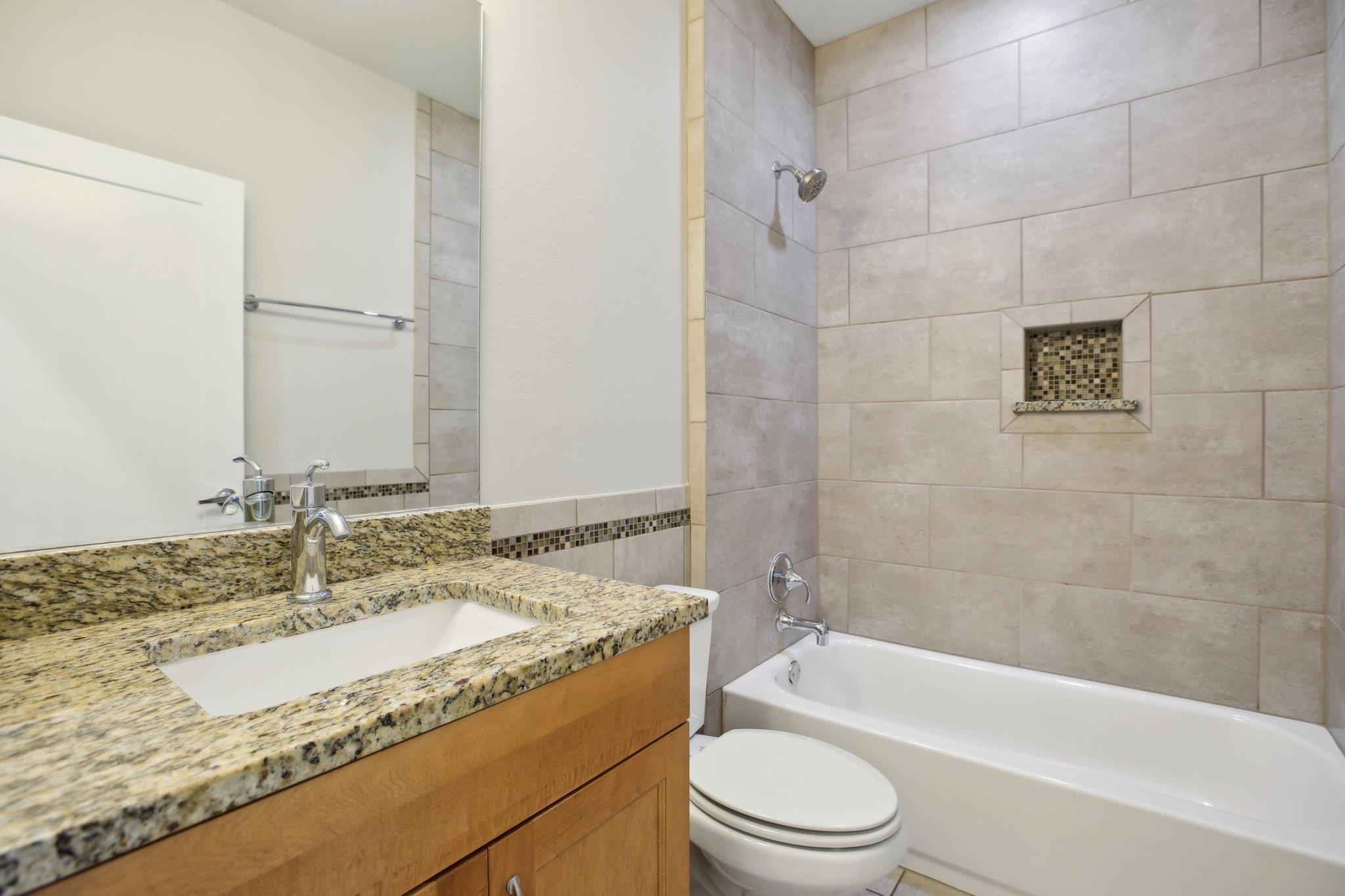 4008 Valley View Rd #a Property Photo 7