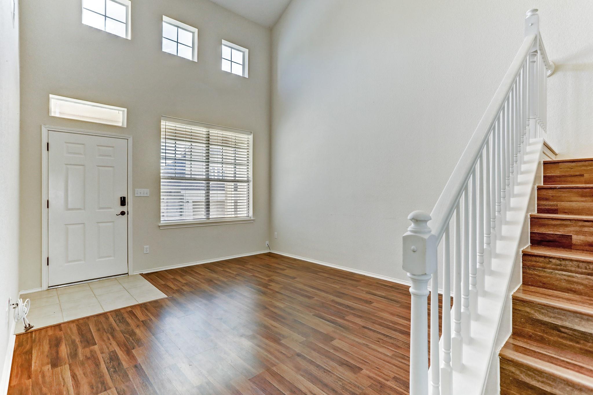 20904 Waterside Dr #3 Property Photo 3