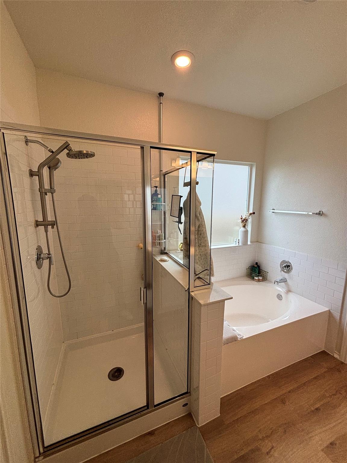 8013 Philbrook Dr Property Photo 27