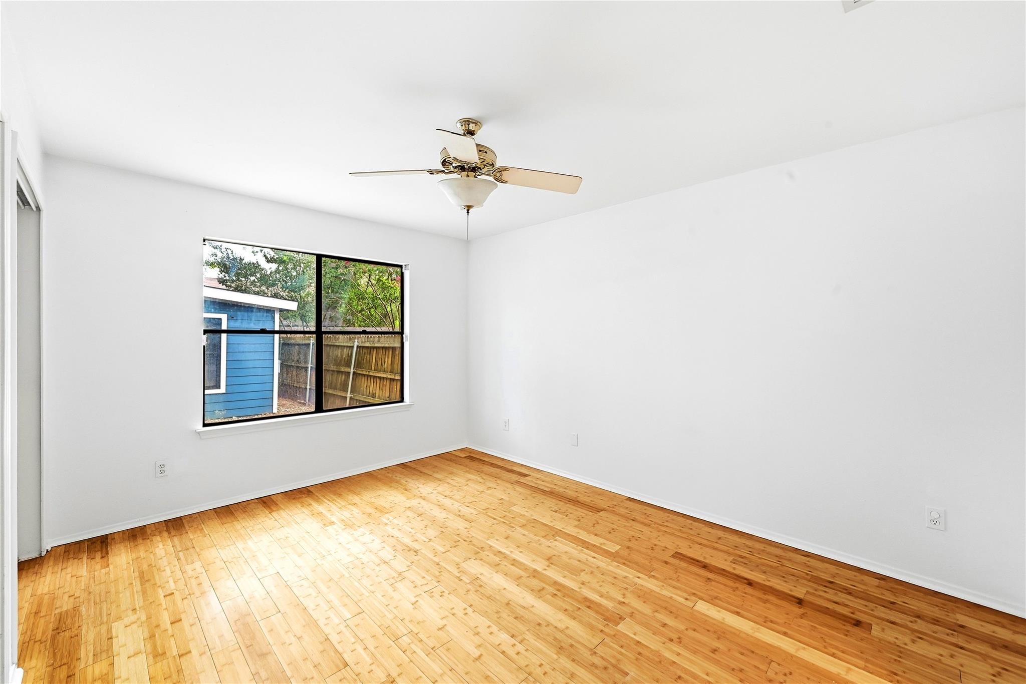 8401 Siskin Cv Property Photo 14