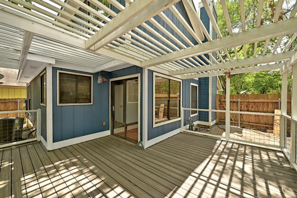 8401 Siskin Cv Property Photo 23