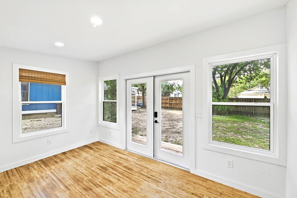8401 Siskin Cv Property Photo 29