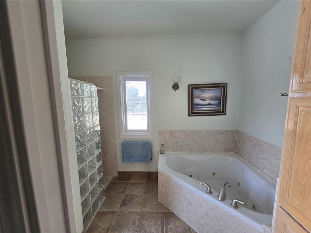 543 County Road 4620 None Property Photo 15