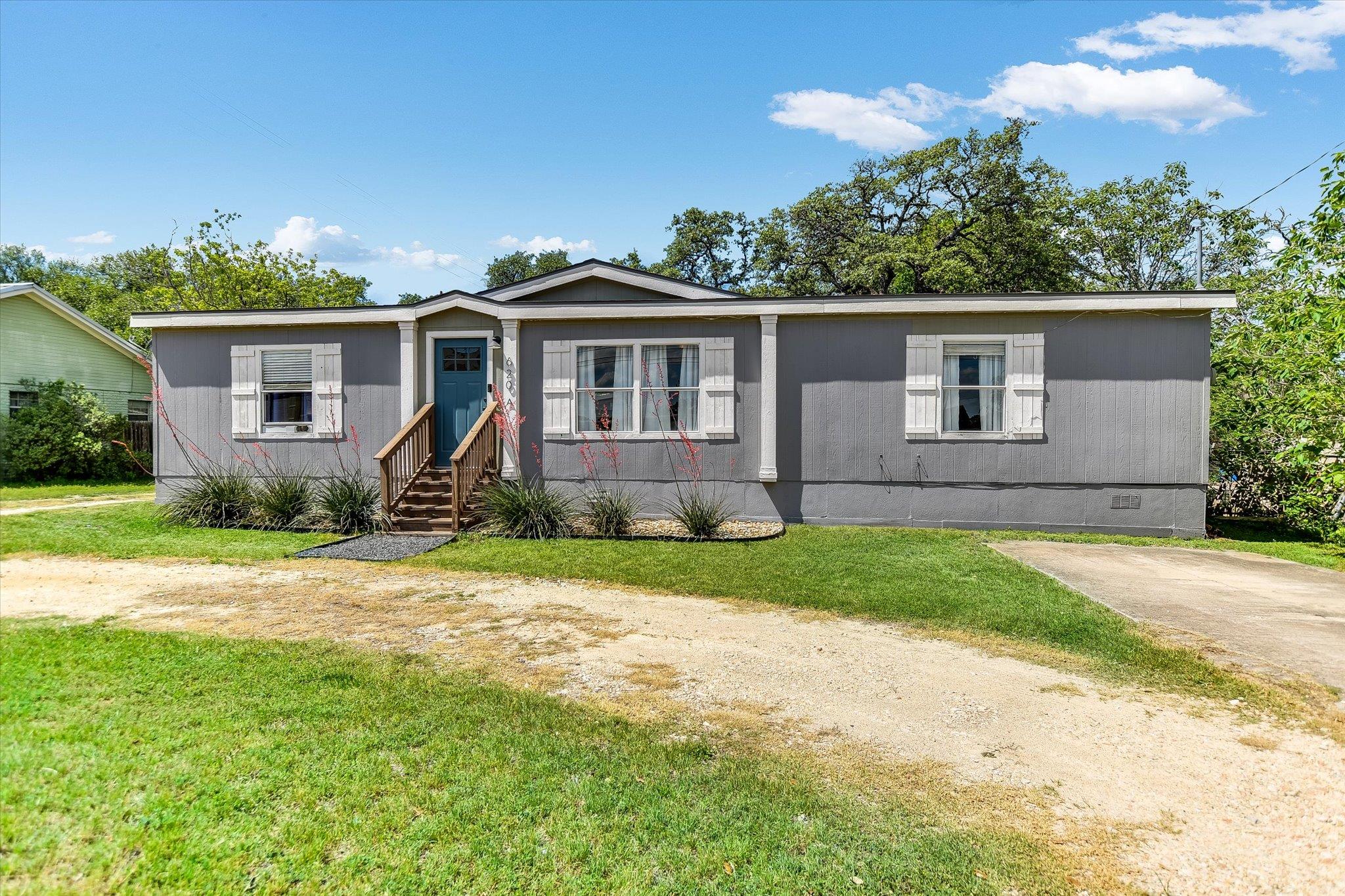 620 E Fm 243 None Property Photo 1