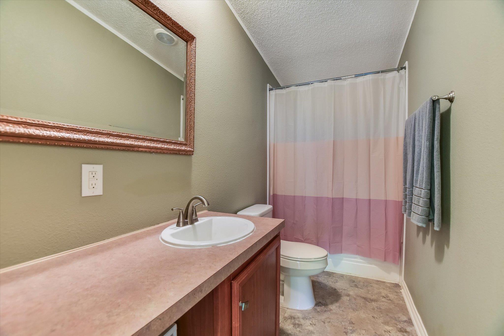620 E Fm 243 None Property Photo 9
