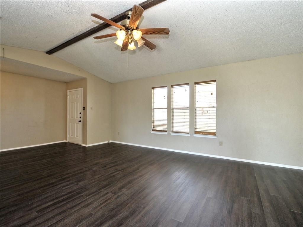 8407 Gallatin Dr Property Photo 2