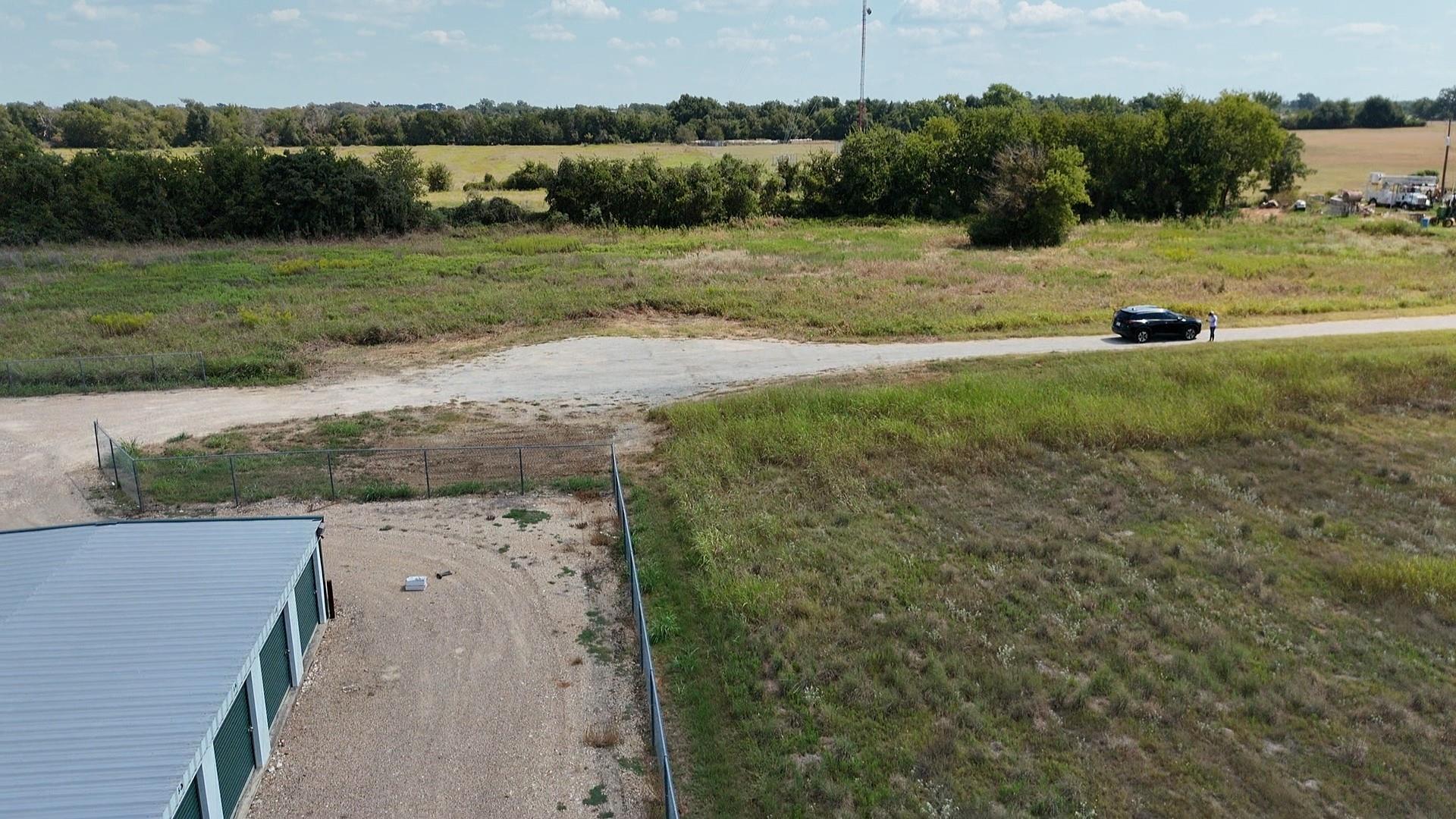 1122 Edwards Way Property Photo 2