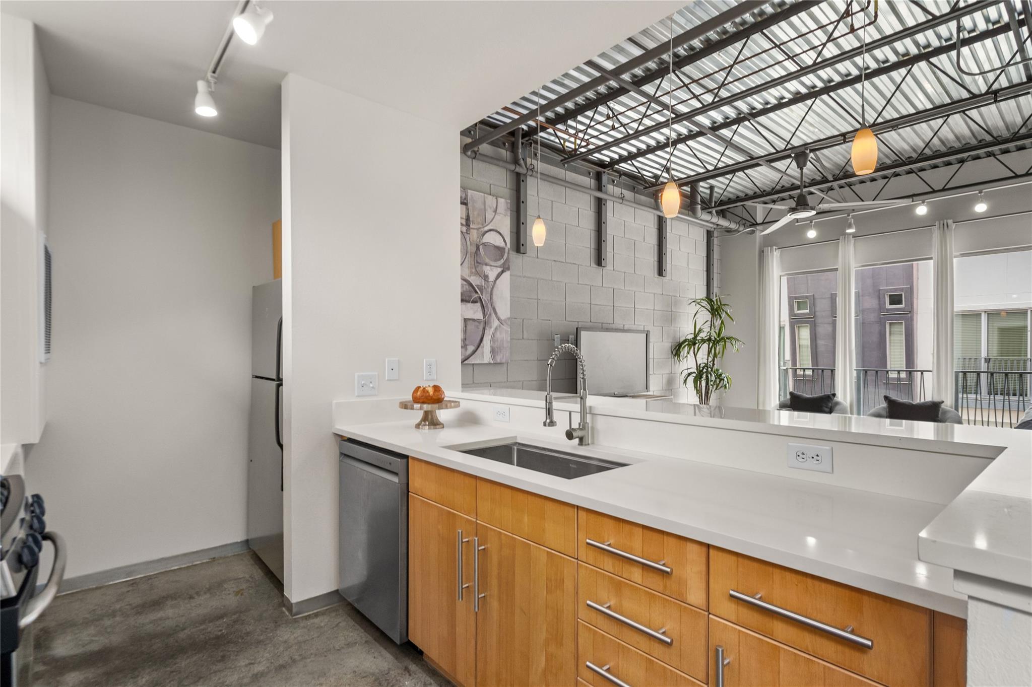 4801 S Congress Ave #n2 Property Photo 6