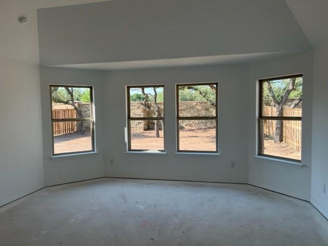 1117 Lickety Ln Property Photo 5