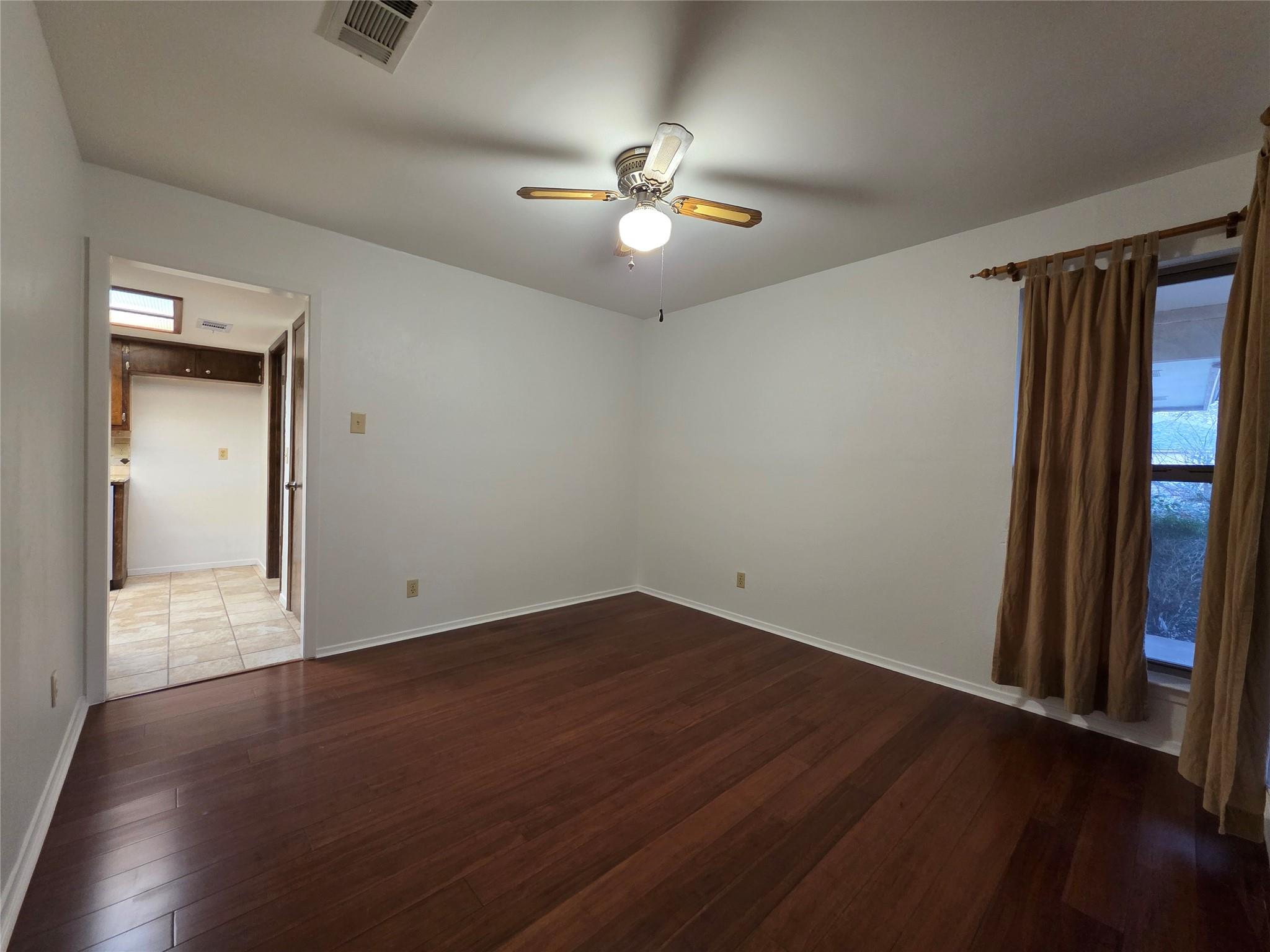 10909 Hillside Oak Ln Property Photo 4