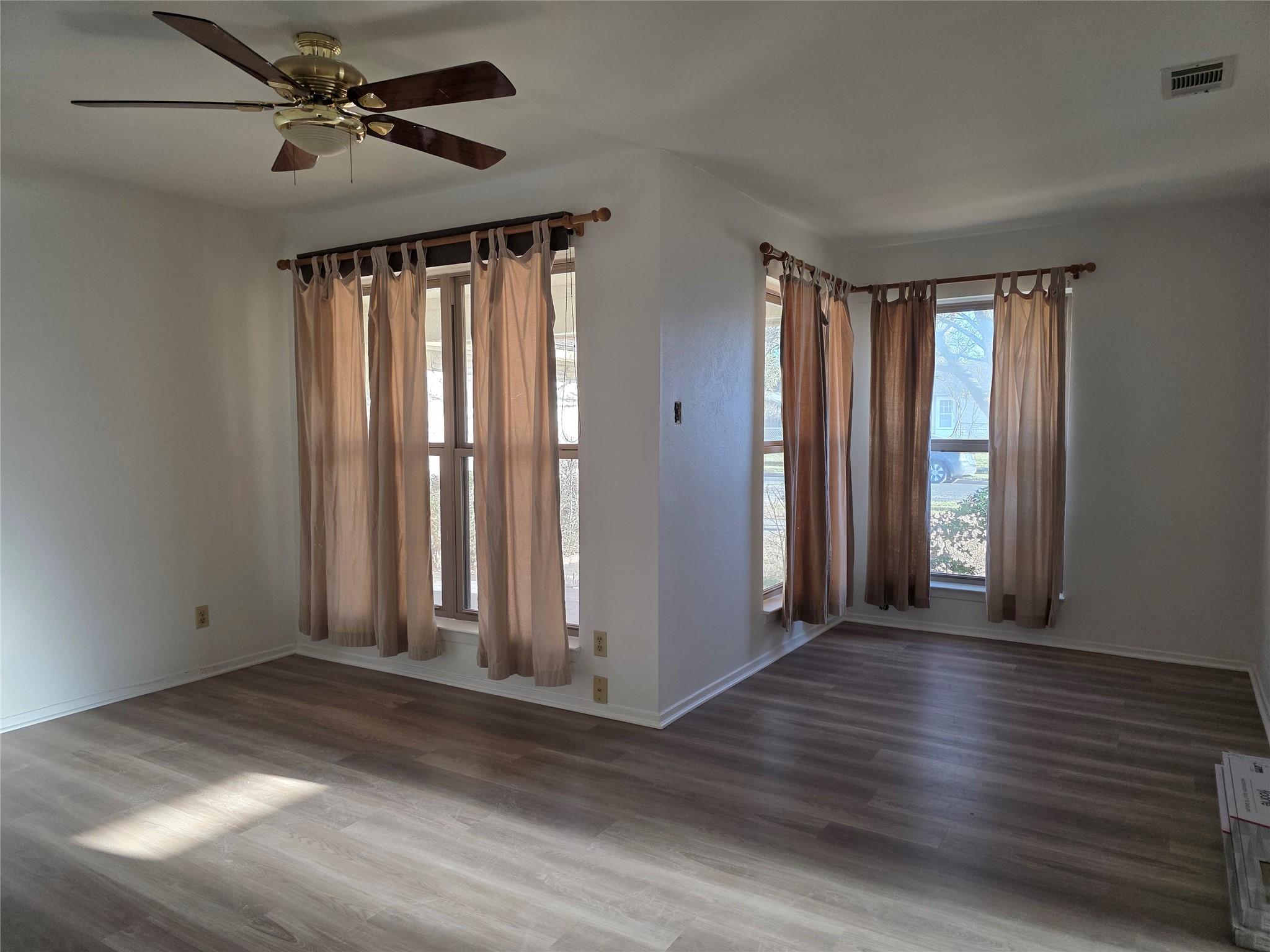 10909 Hillside Oak Ln Property Photo 9