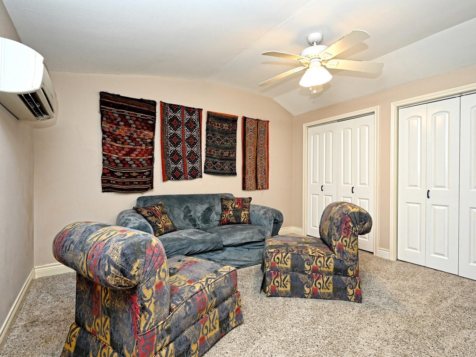 725 Shady Hollow Dr Property Photo 29