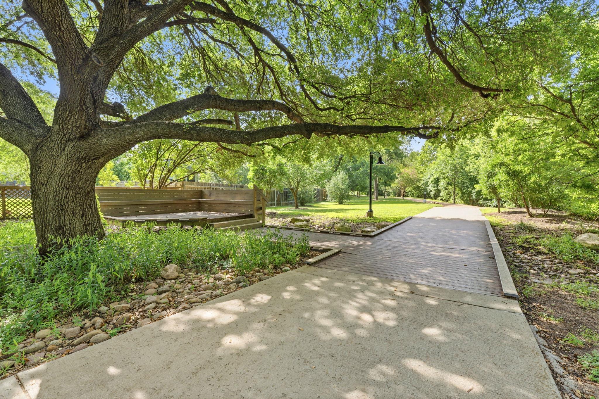 14818 Yellowleaf Trl Property Photo 4