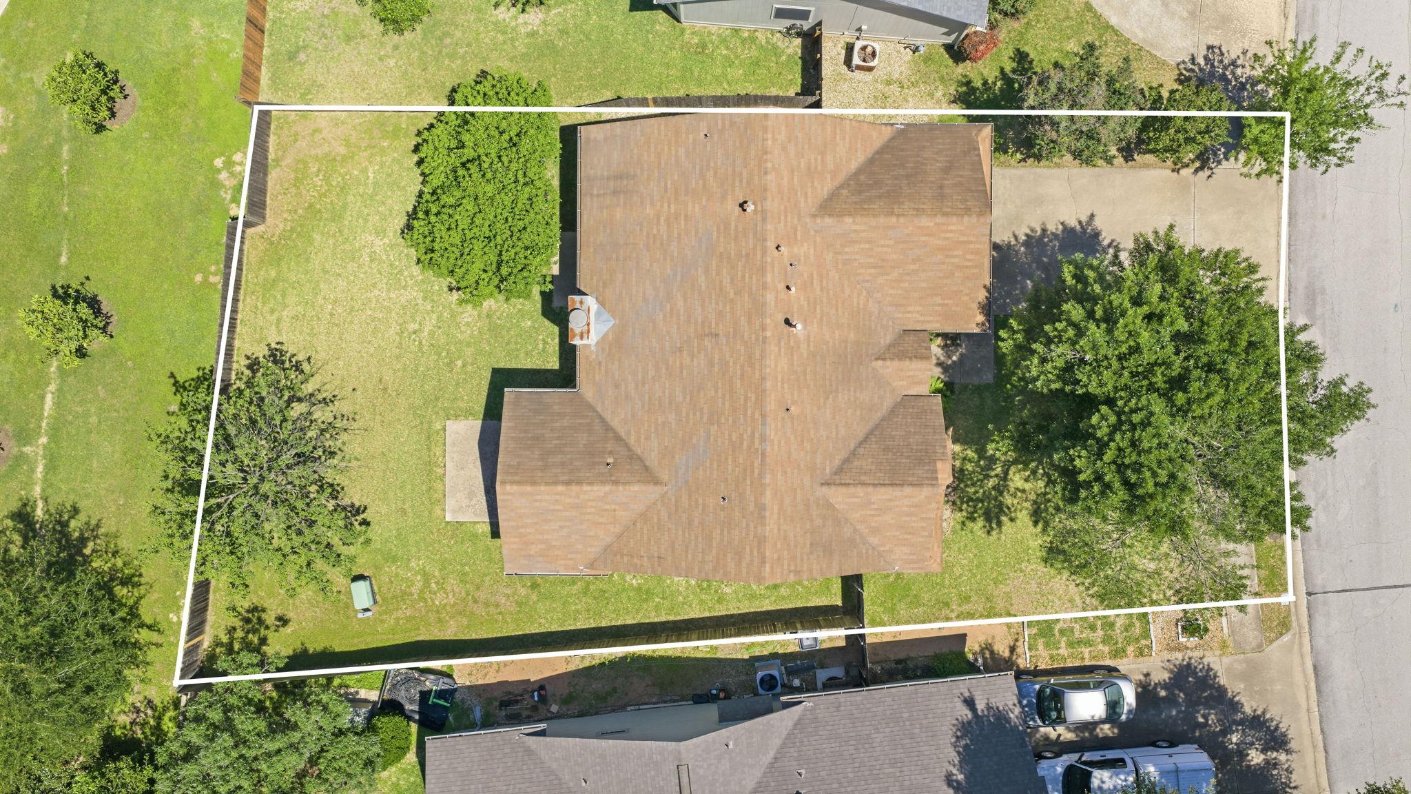 14818 Yellowleaf Trl Property Photo 5