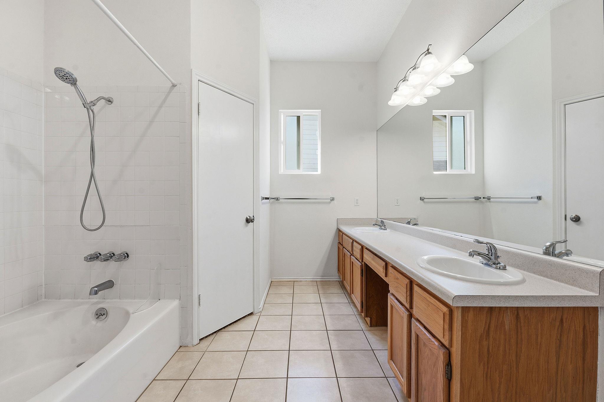 14818 Yellowleaf Trl Property Photo 14