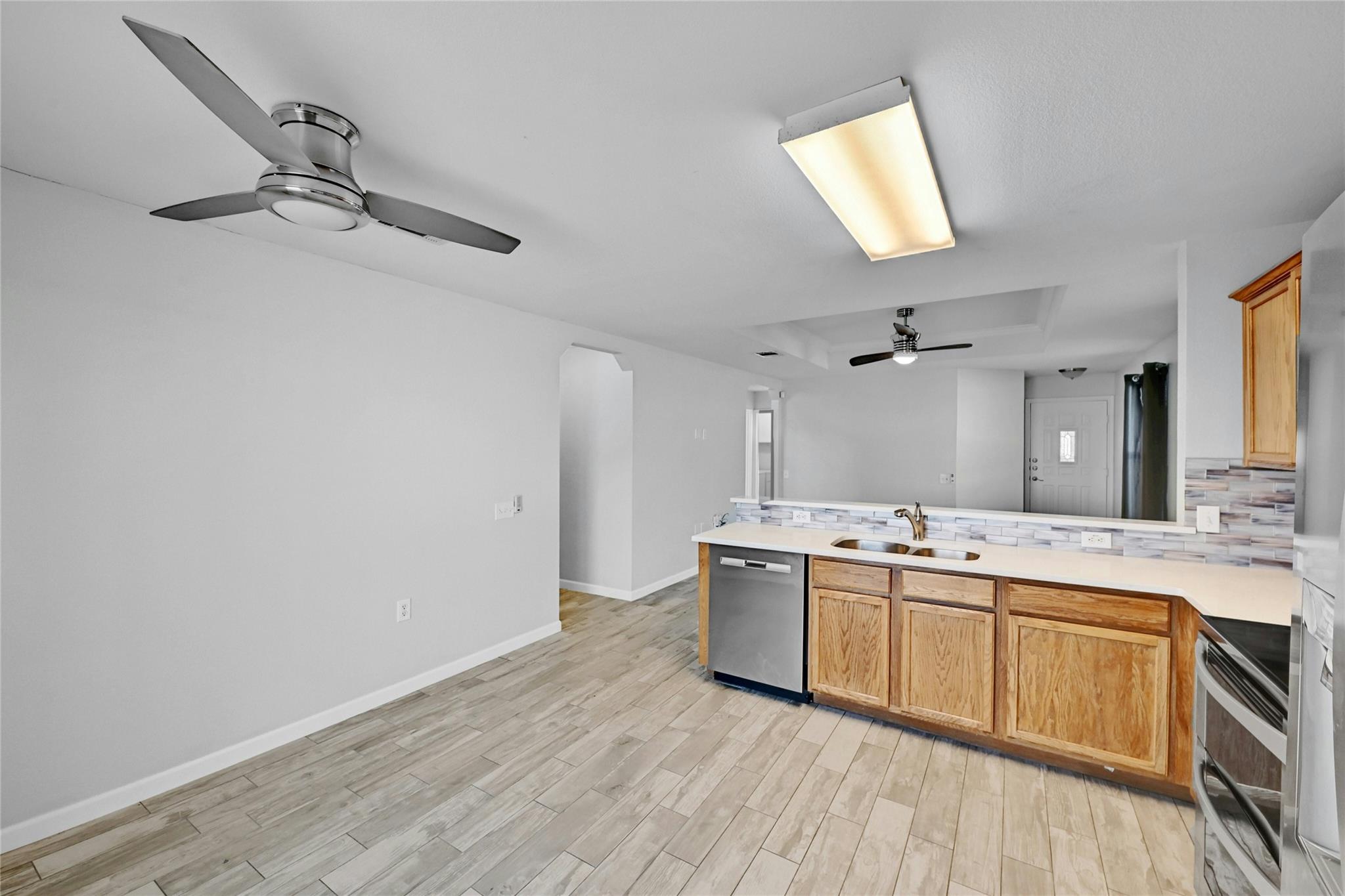 7405 Cayenne Ln Property Photo 12