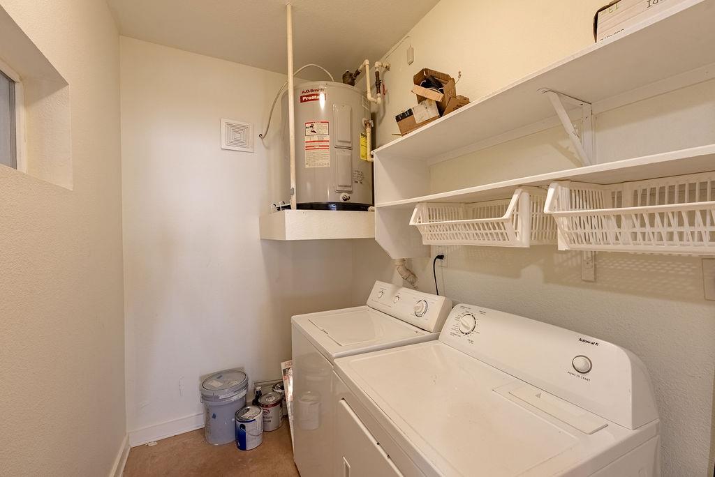 910 W 25th St #504 Property Photo 16