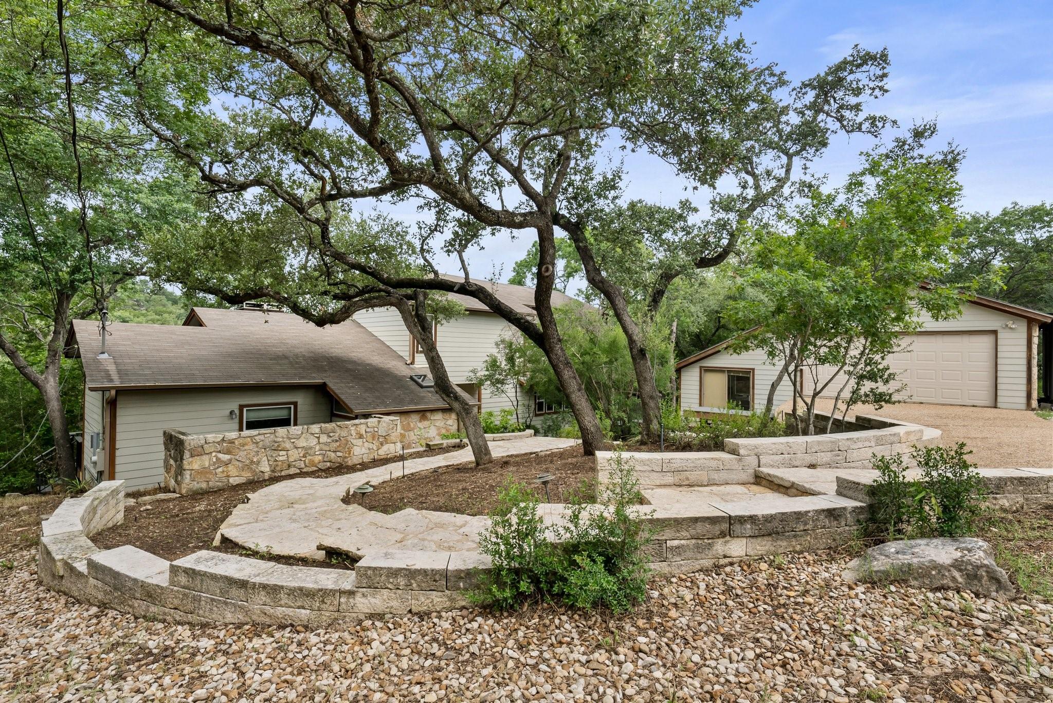 2300 Toro Canyon Rd Property Photo 2