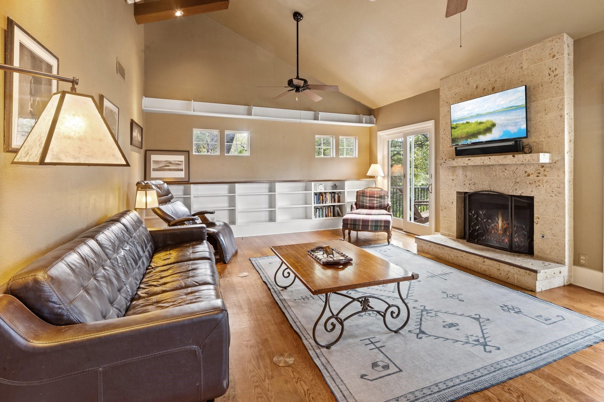 2300 Toro Canyon Rd Property Photo 6
