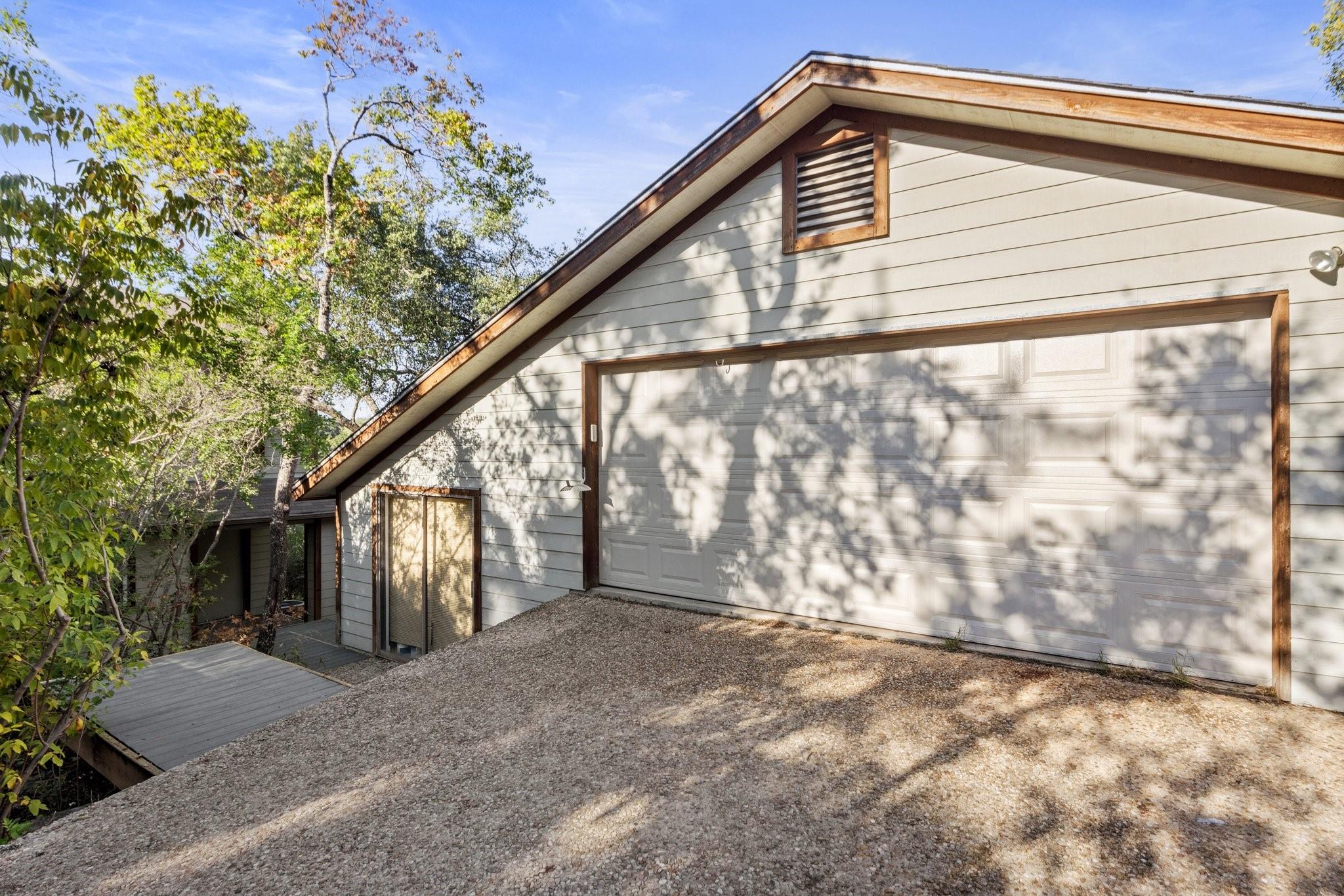 2300 Toro Canyon Rd Property Photo 33