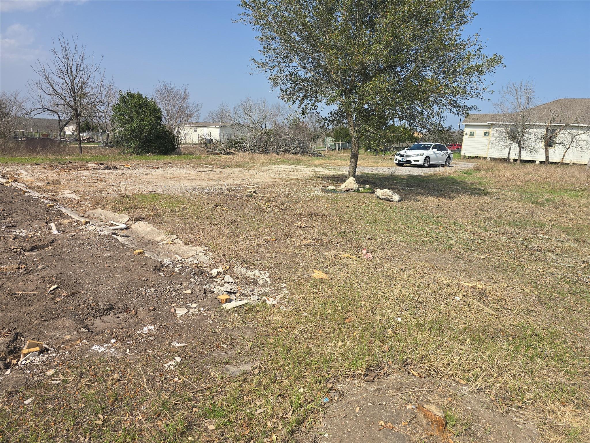 400 Los Mesquites St Property Photo 2