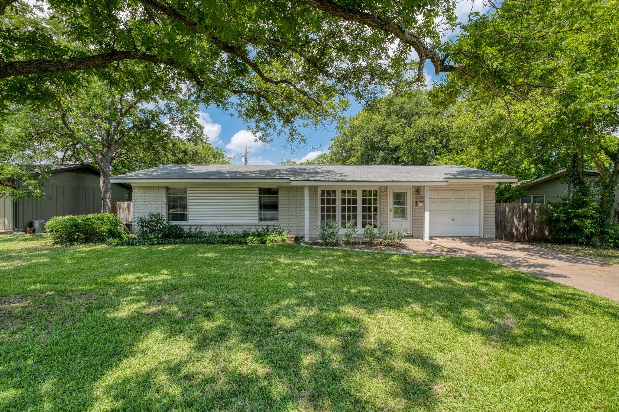 8202 Polar Dr Property Photo 1