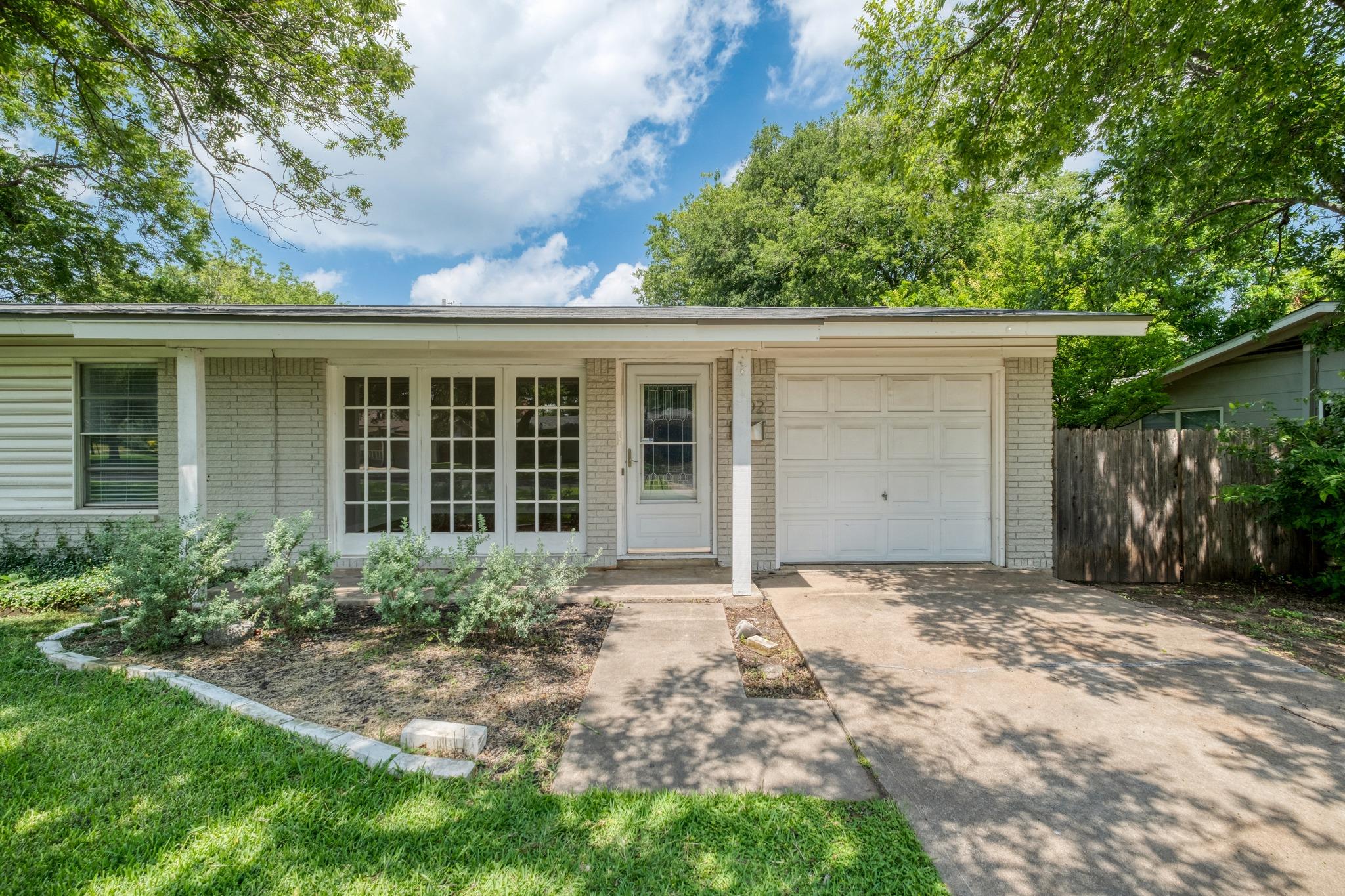 8202 Polar Dr Property Photo 4