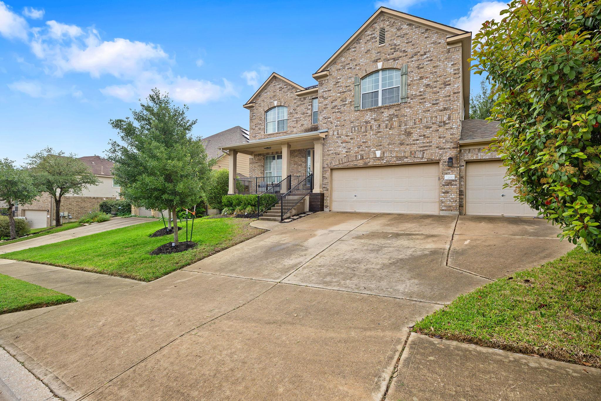 2652 Ravenwood Dr Property Photo 2