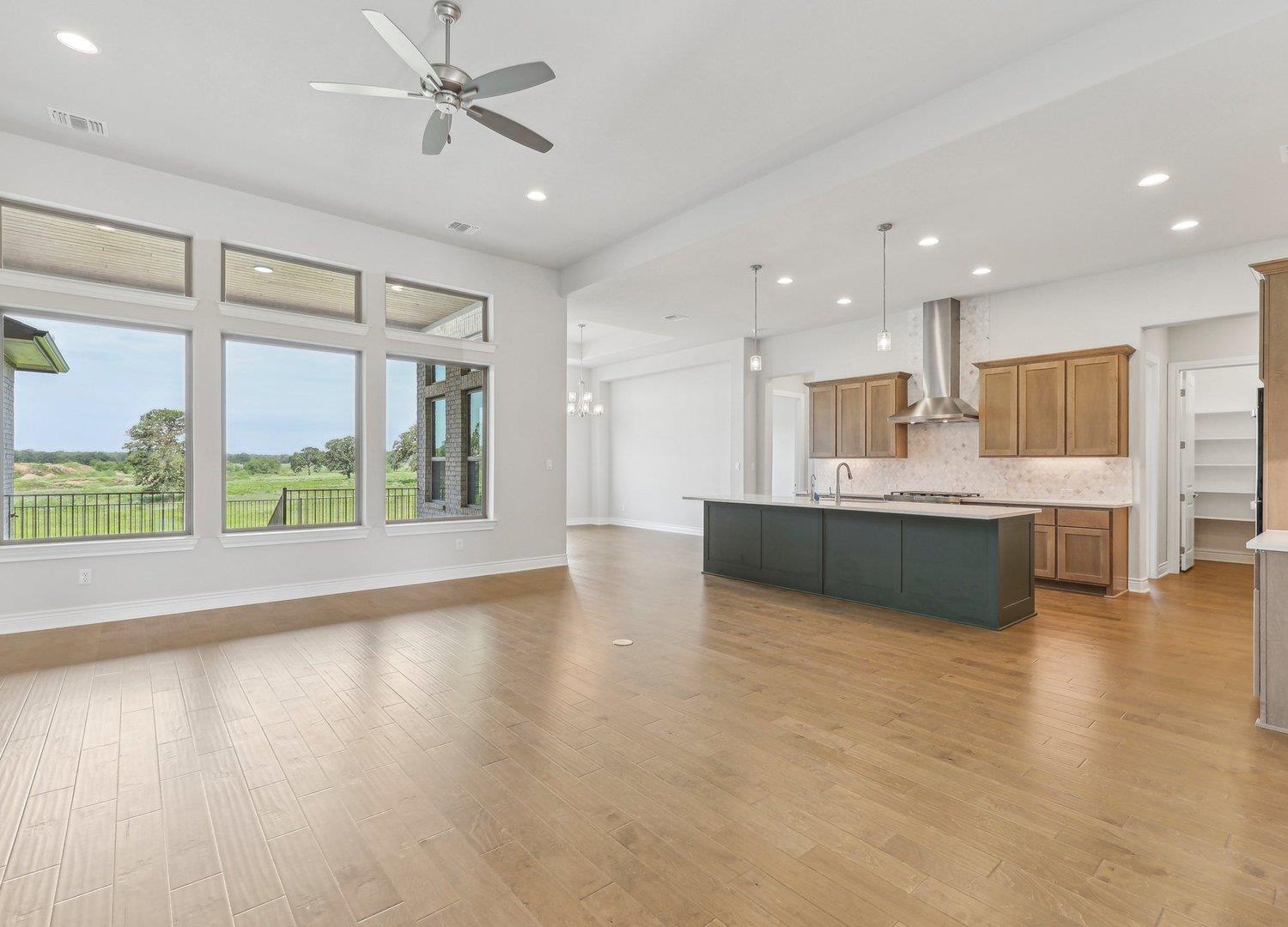 118 Firethorn Loop Property Photo 3