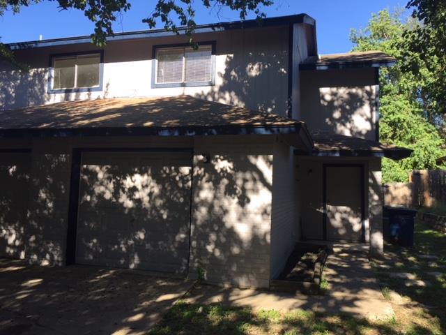 2410 Burleson Ct B Property Photo