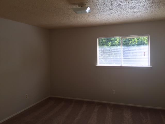 2410 Burleson Ct B Property Photo 6