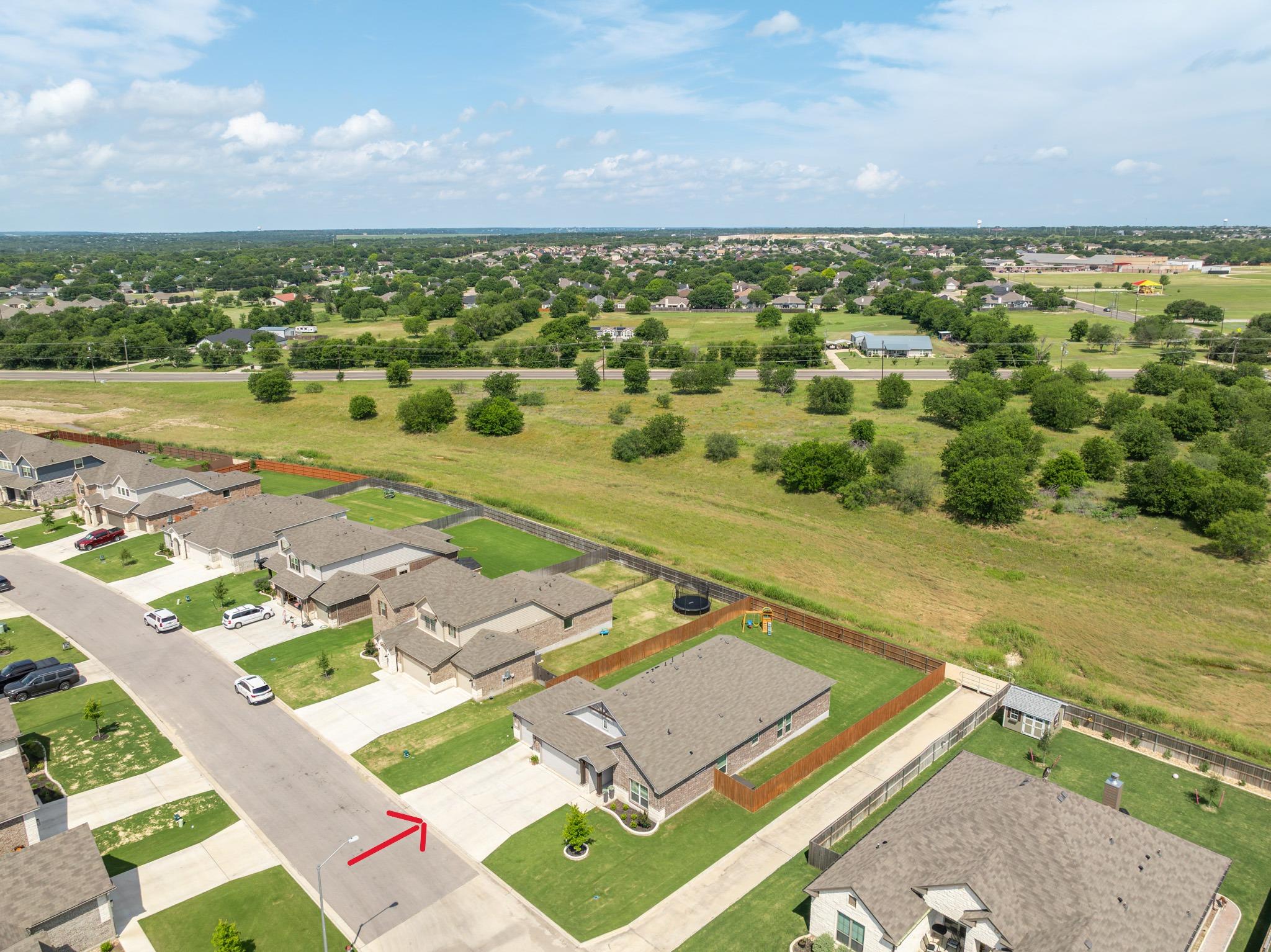 1202 Carnaby Dr Property Photo 8