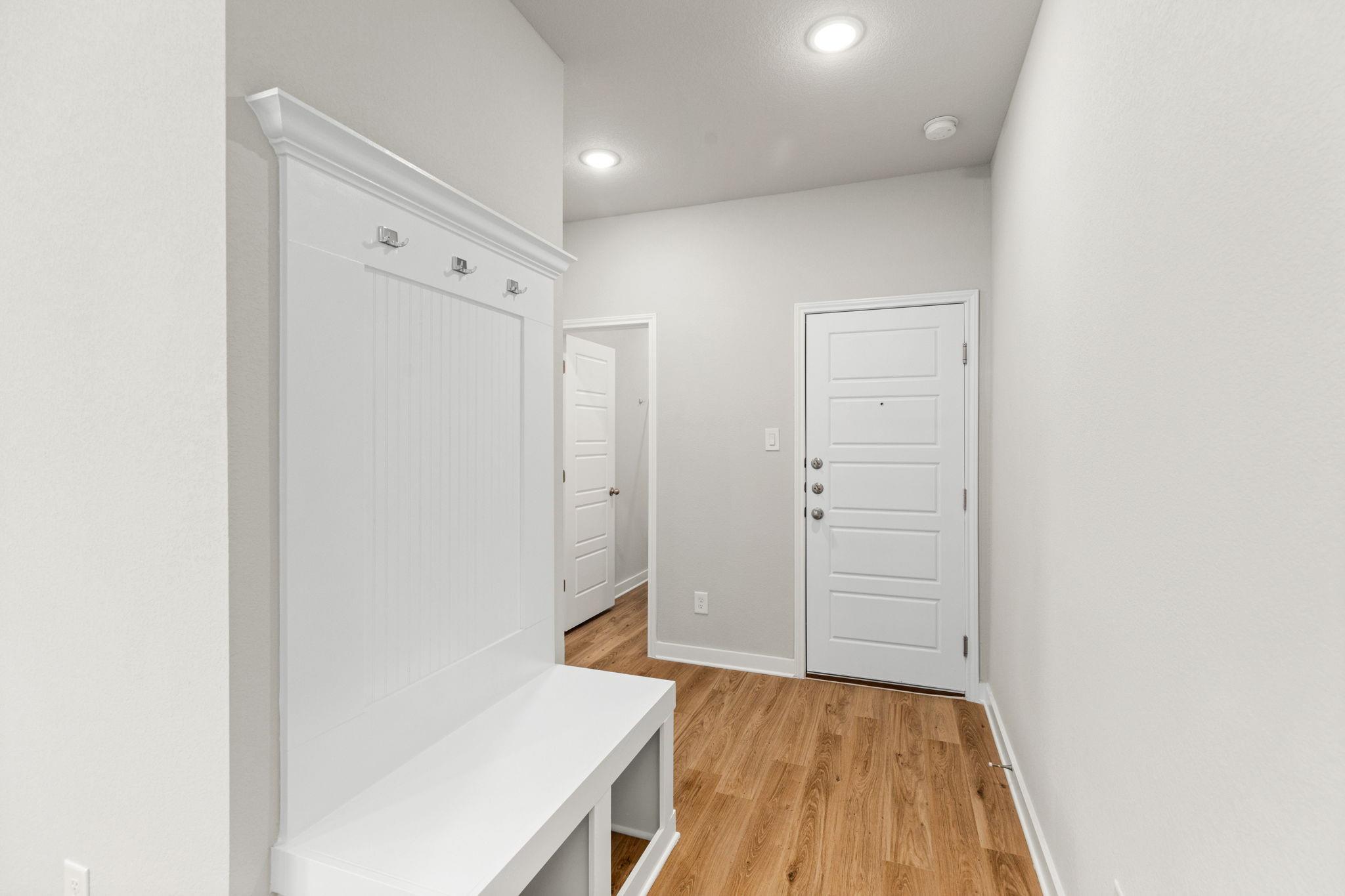158 Schrader Dr #b Property Photo 10