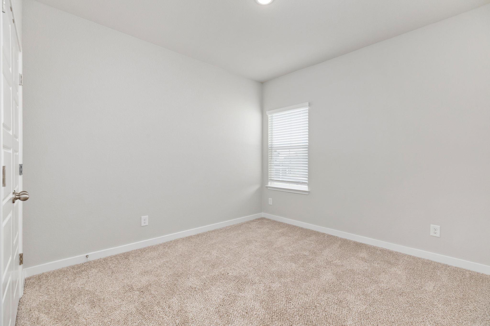 158 Schrader Dr #b Property Photo 18