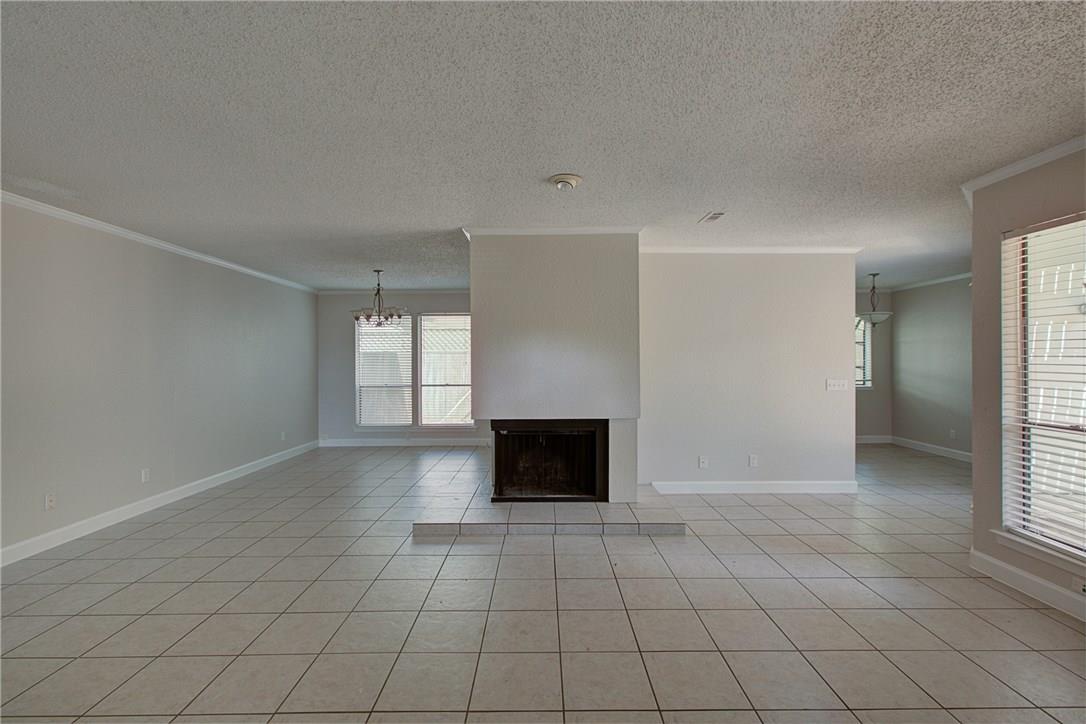 8402 Tallwood Dr #b Property Photo 3