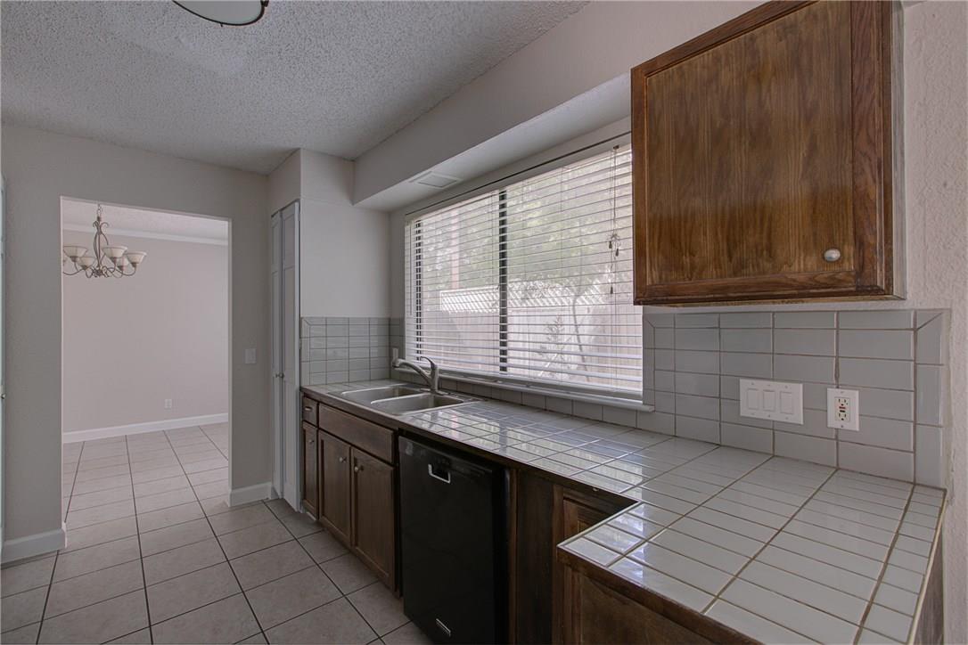 8402 Tallwood Dr #b Property Photo 7