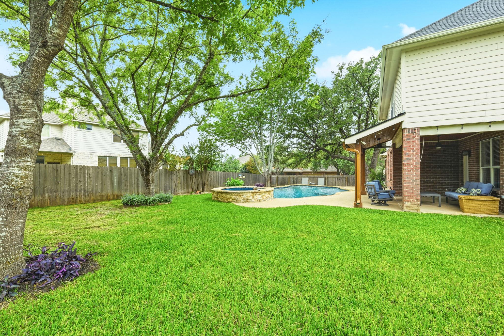 2701 Michelle Lynne Cv Property Photo 6