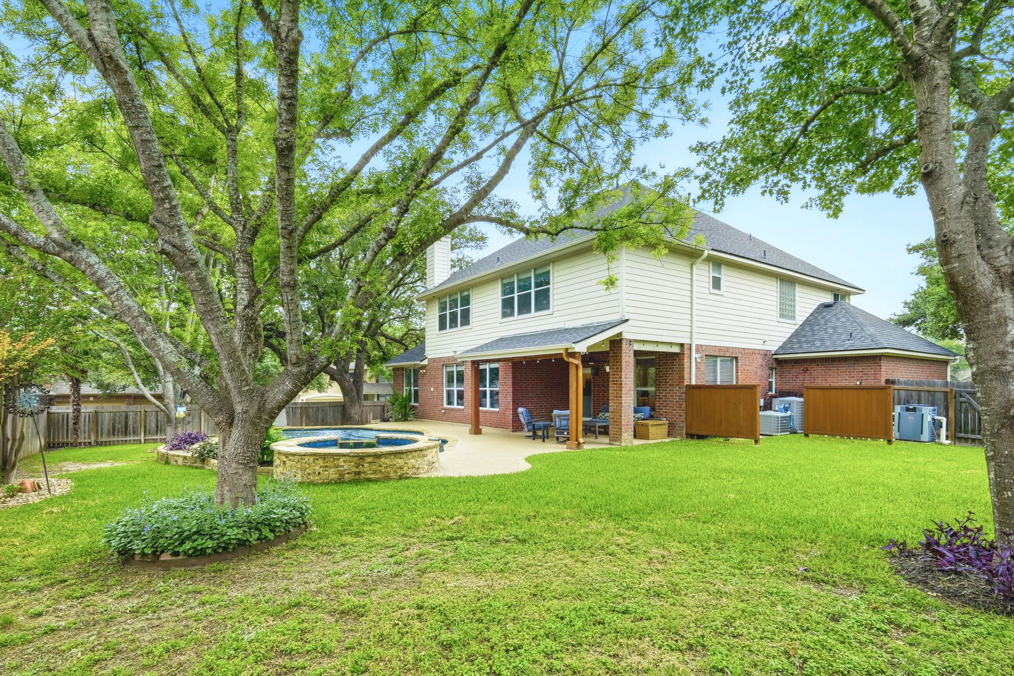2701 Michelle Lynne Cv Property Photo 32