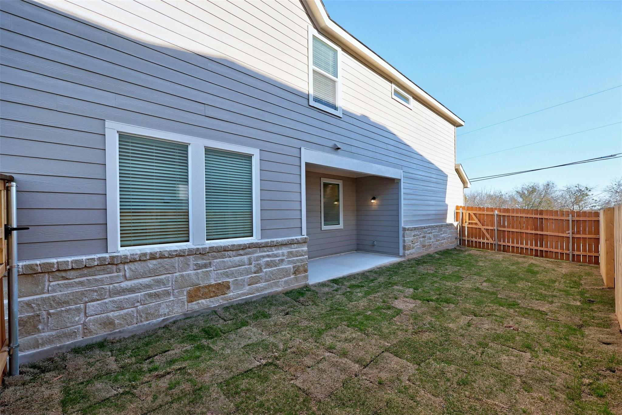 2301 Wallin Bradley Dr Property Photo 28